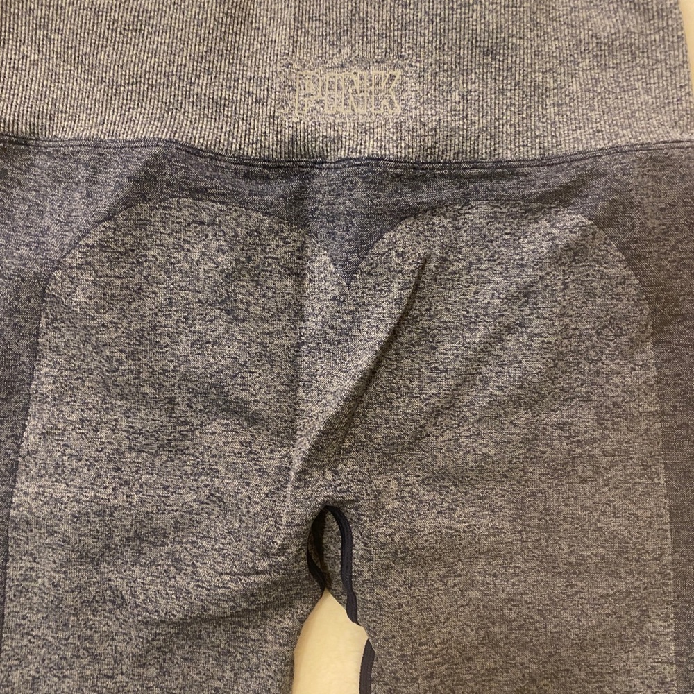 VS Pink Leggings size L